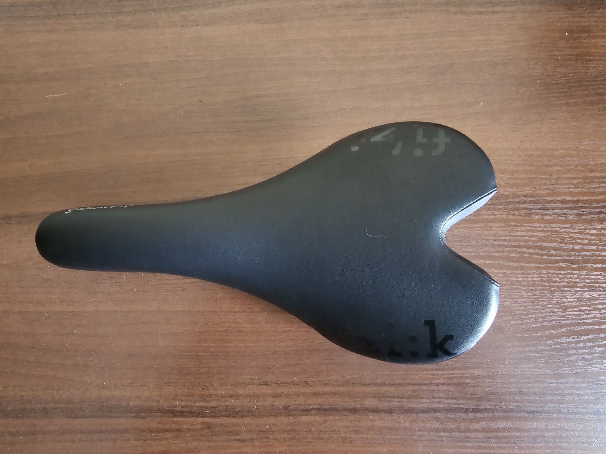 Сідло Fizik Aliante Delta, S-alloy rails 141 mm