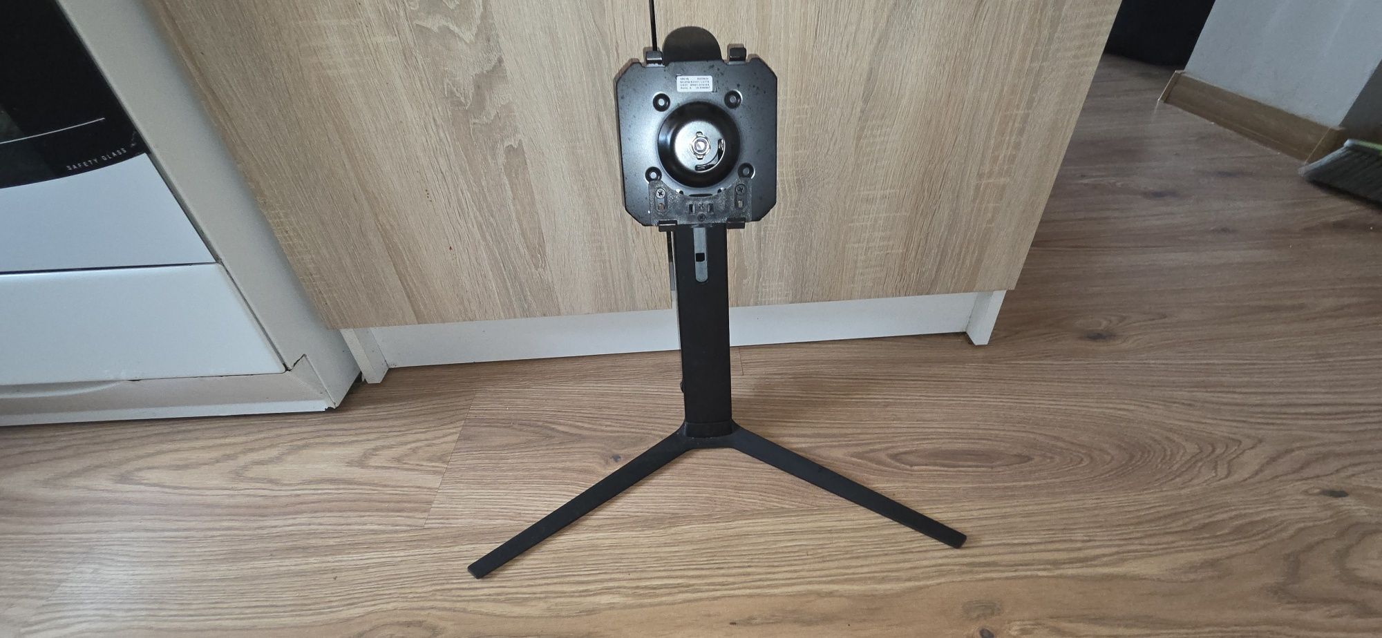 Stojak do monitora samsunga odyssey g3 27c