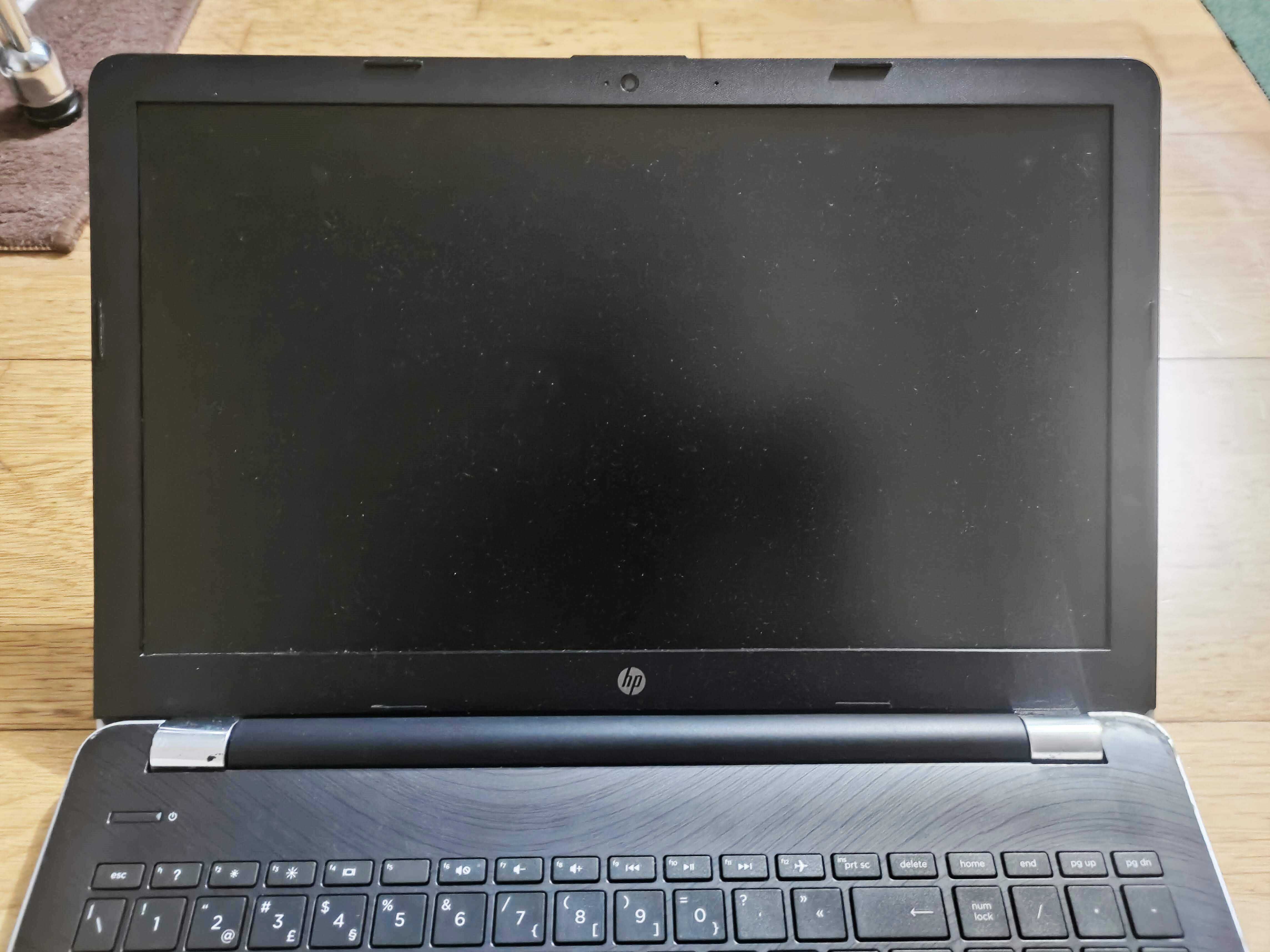 HP Laptop / Portátil com 24GB RAM e 512GB M2 SSD (Com Marcas de Uso)