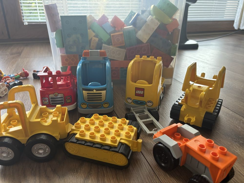 Klocki lego duplo auta koparki