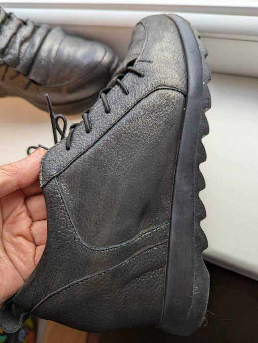 Кросівки-ботинки чорні шкіряні, р.40.