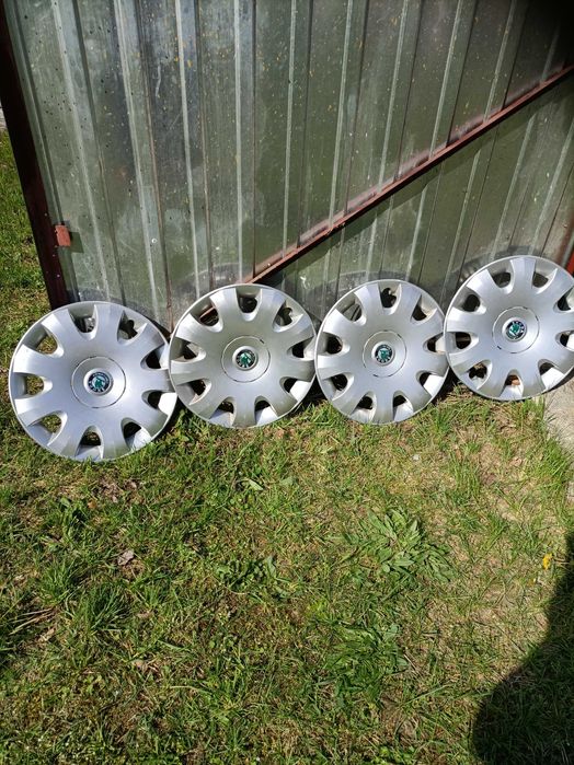 SKODA kołpaki dekle KOMPLET na cztery koła 15" ORYGINALNE