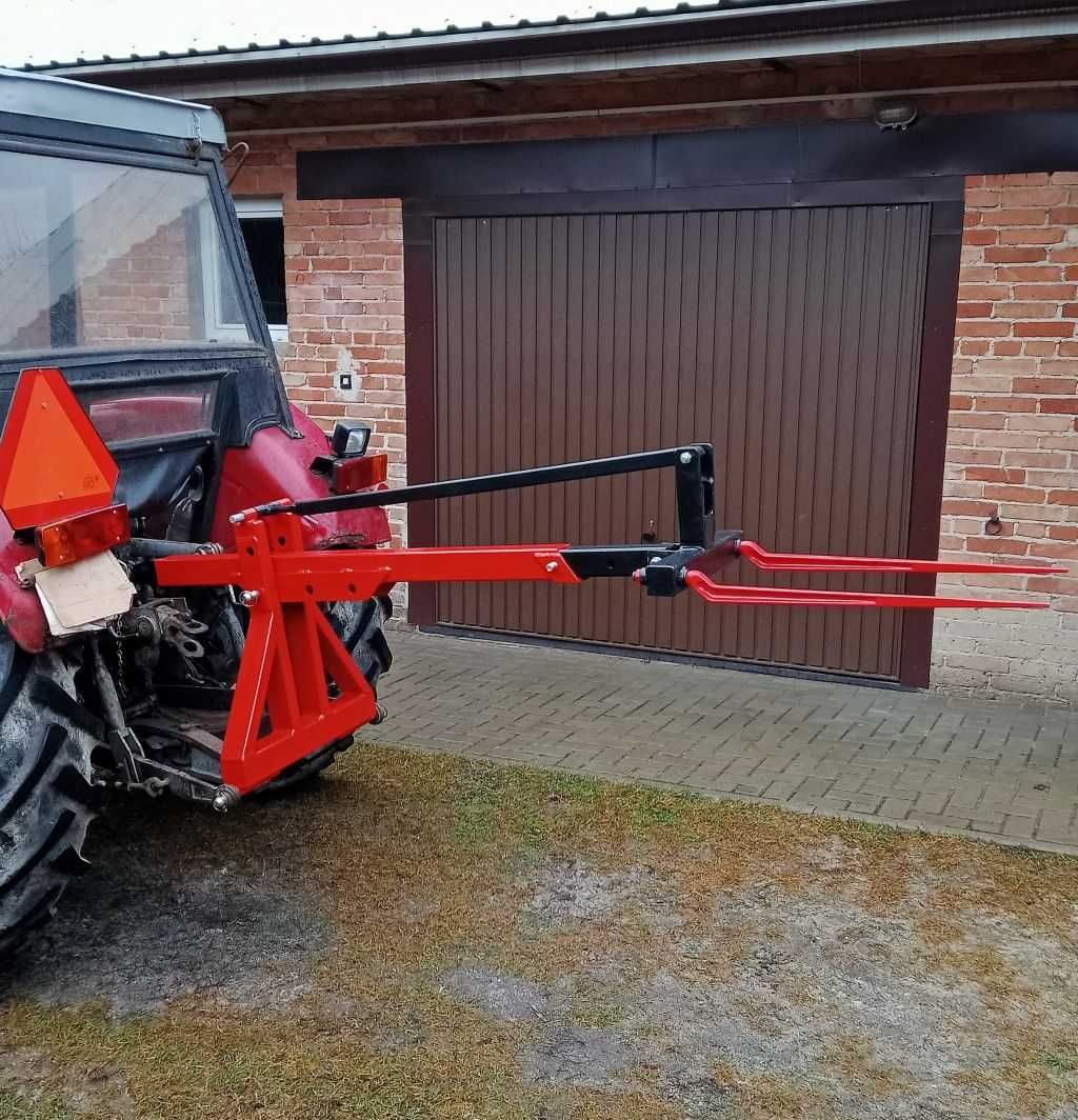 Podnośnik ładowacz na tył do ciągnika