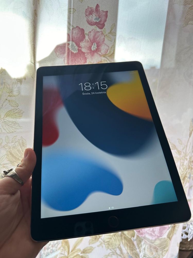 Ipad Air 2 WIFI/Cellurar 16GB Szary