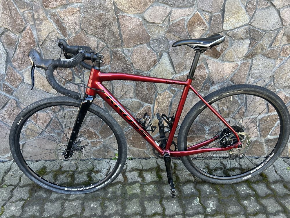 Веосипед KROSS ESKER 2.0 Gravel 28