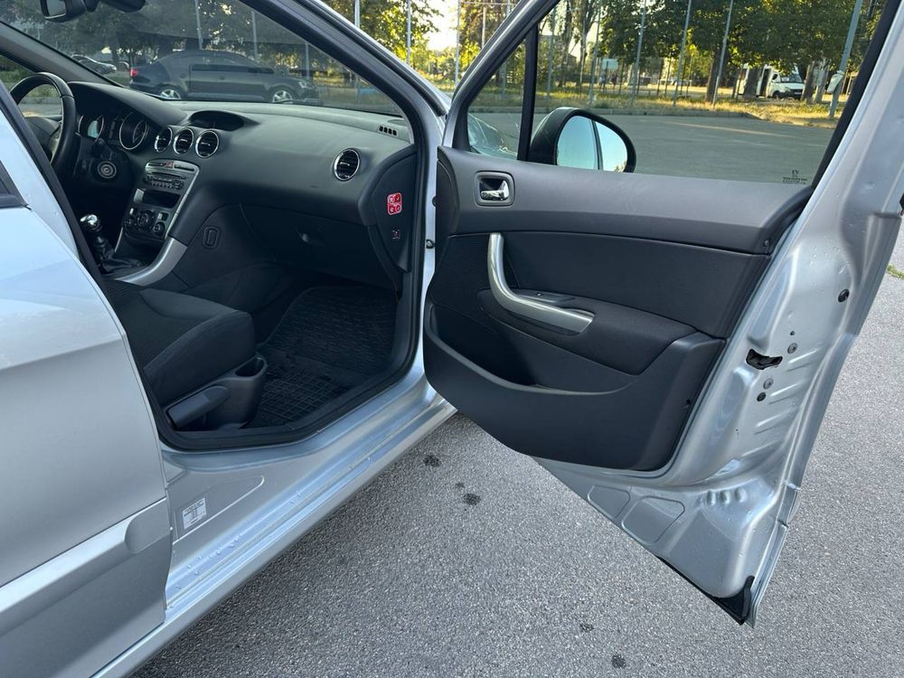 Peugeot ( Пежо) 308 SW універсал
