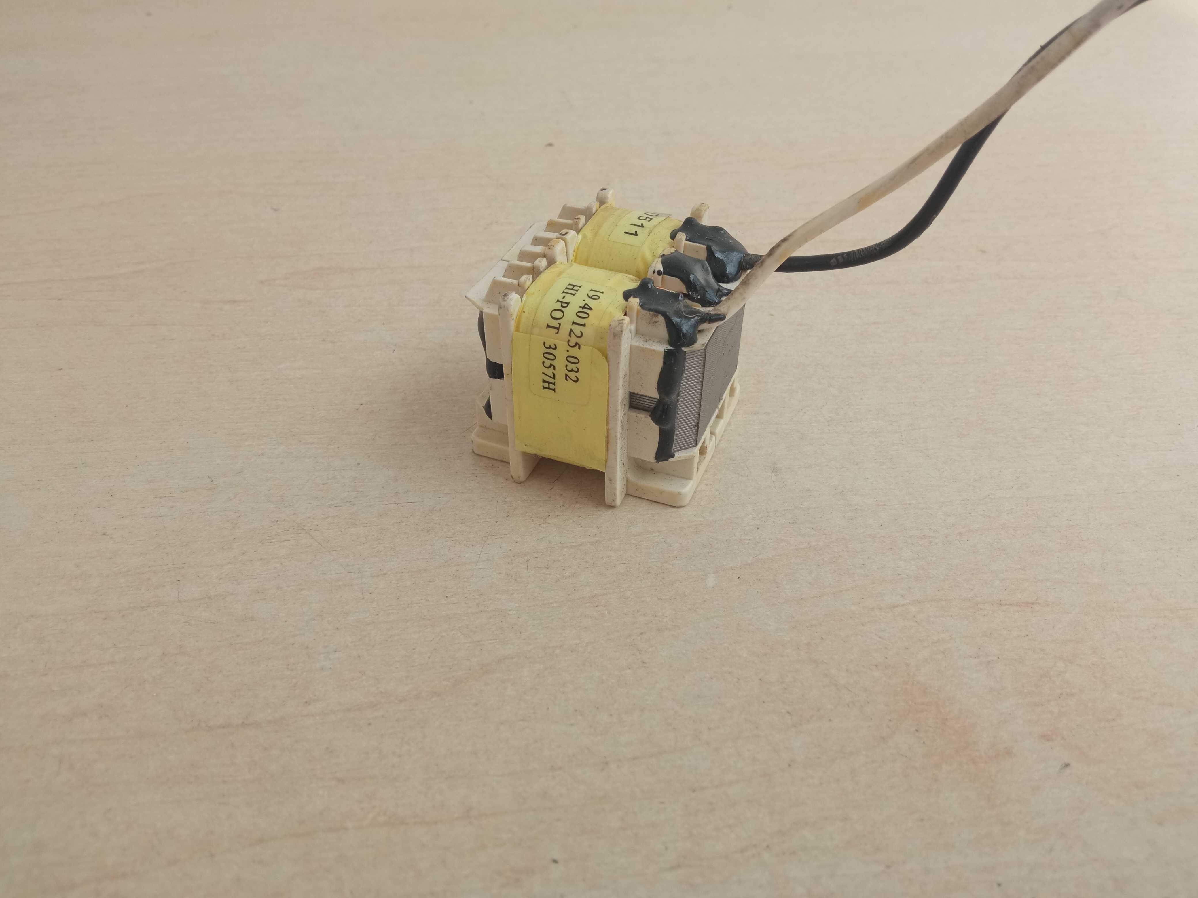 Трансформатор HI-POT 3057H 19.40125.032 110V/230V