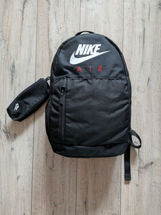 Рюкзак б/у Найк Nike Air Elemental 20 л