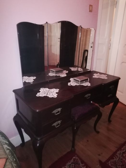 Mobília Queen Anne, Vintage