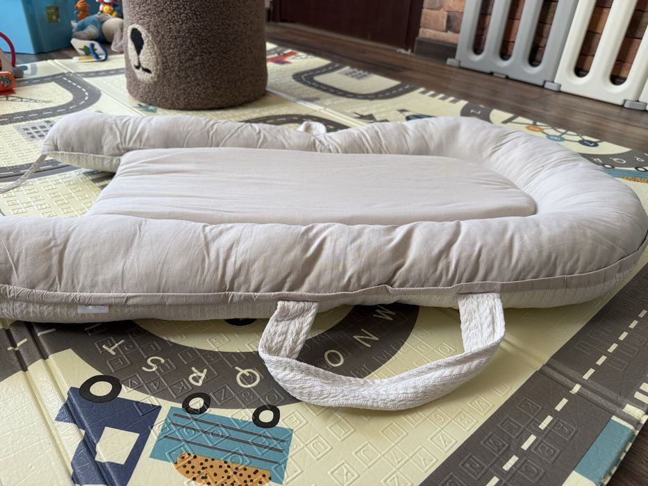 Продам кокон для немовляти+ подарунок