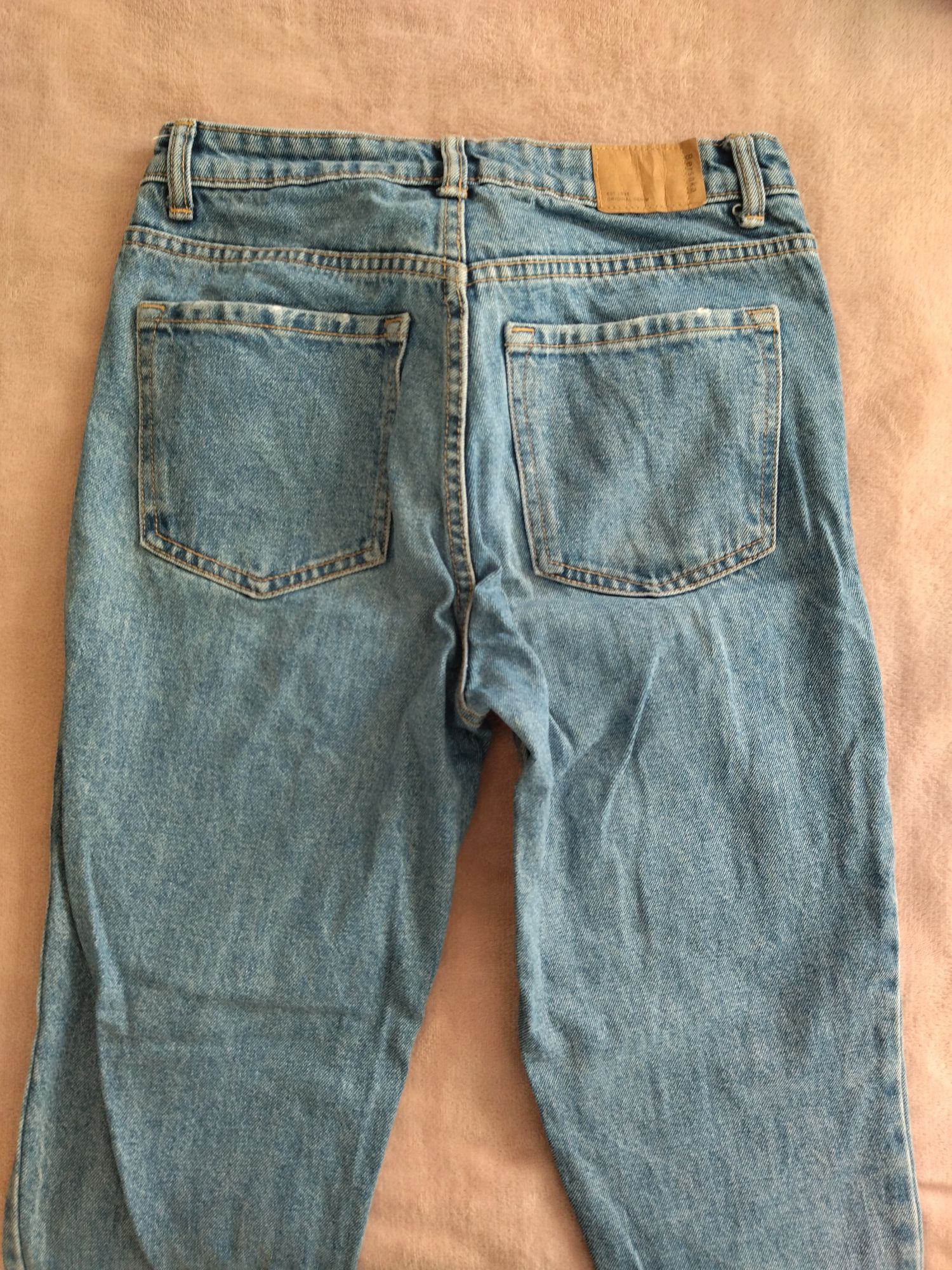 Spodnie jeansy boyfriend 32