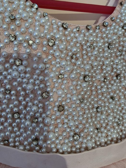 Святкове плаття для дівчинки