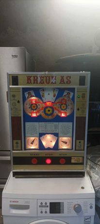 Automat Do gry /kreuz as 1972 rok