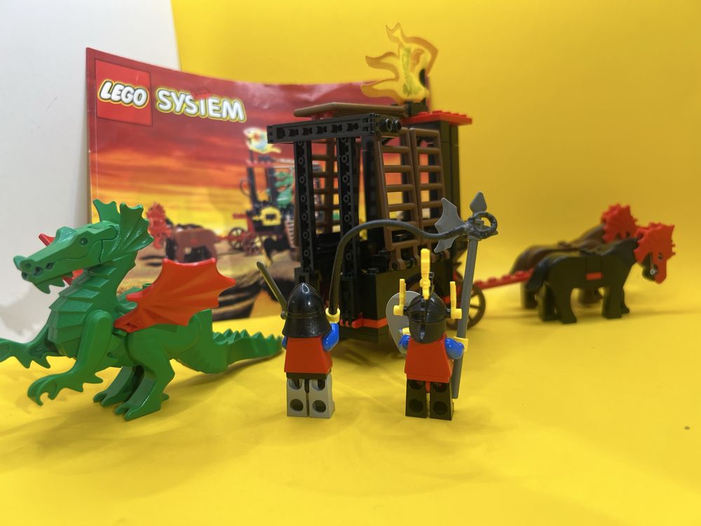 Lego System 6056 - Dragon Wagon