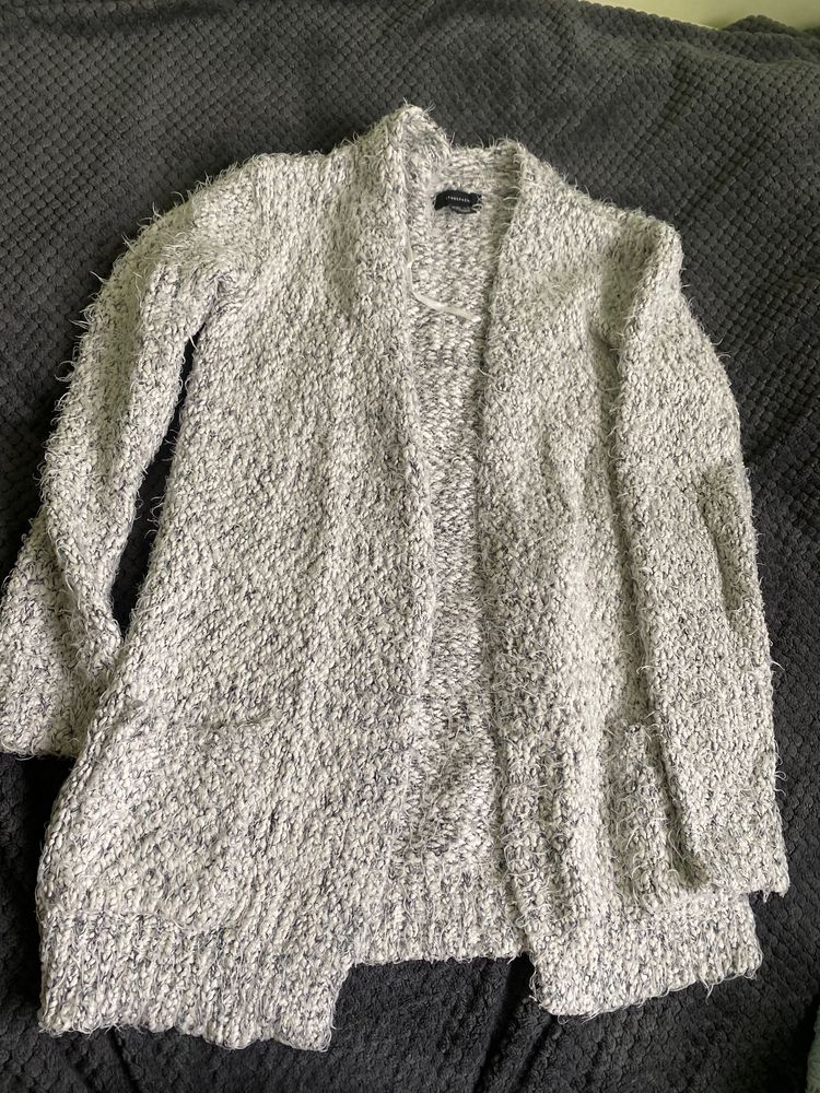 Gruby sweter dla jesieniary r.38