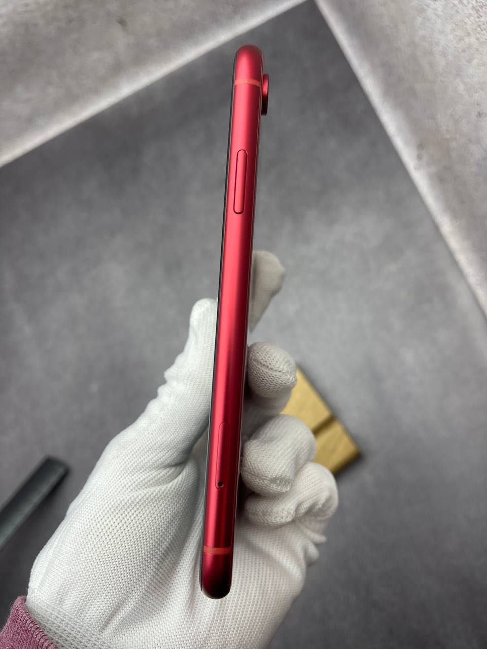 Apple iPhone XR 64ГБ Product Red Ідеальний / Відмінний стан (Б/У)