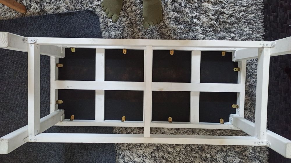 Банкетка, лавочка, підсумочниця