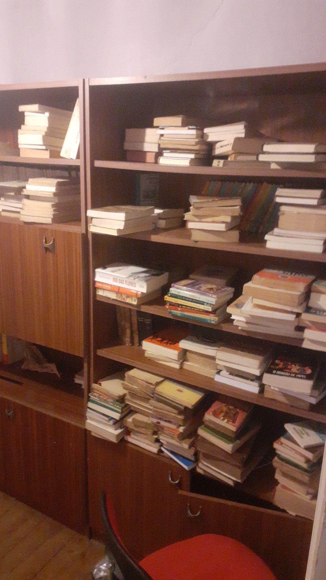 Adiquiro bibliotecas