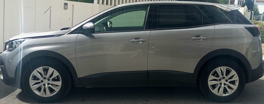 PEUGEOT 3008 1.5 BlueHDi STYLE – 2020
