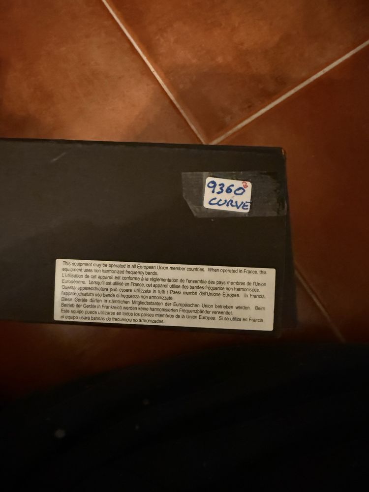 Blackberry 9360 curve , a funcinar na perfeicao com caixa e acessorios