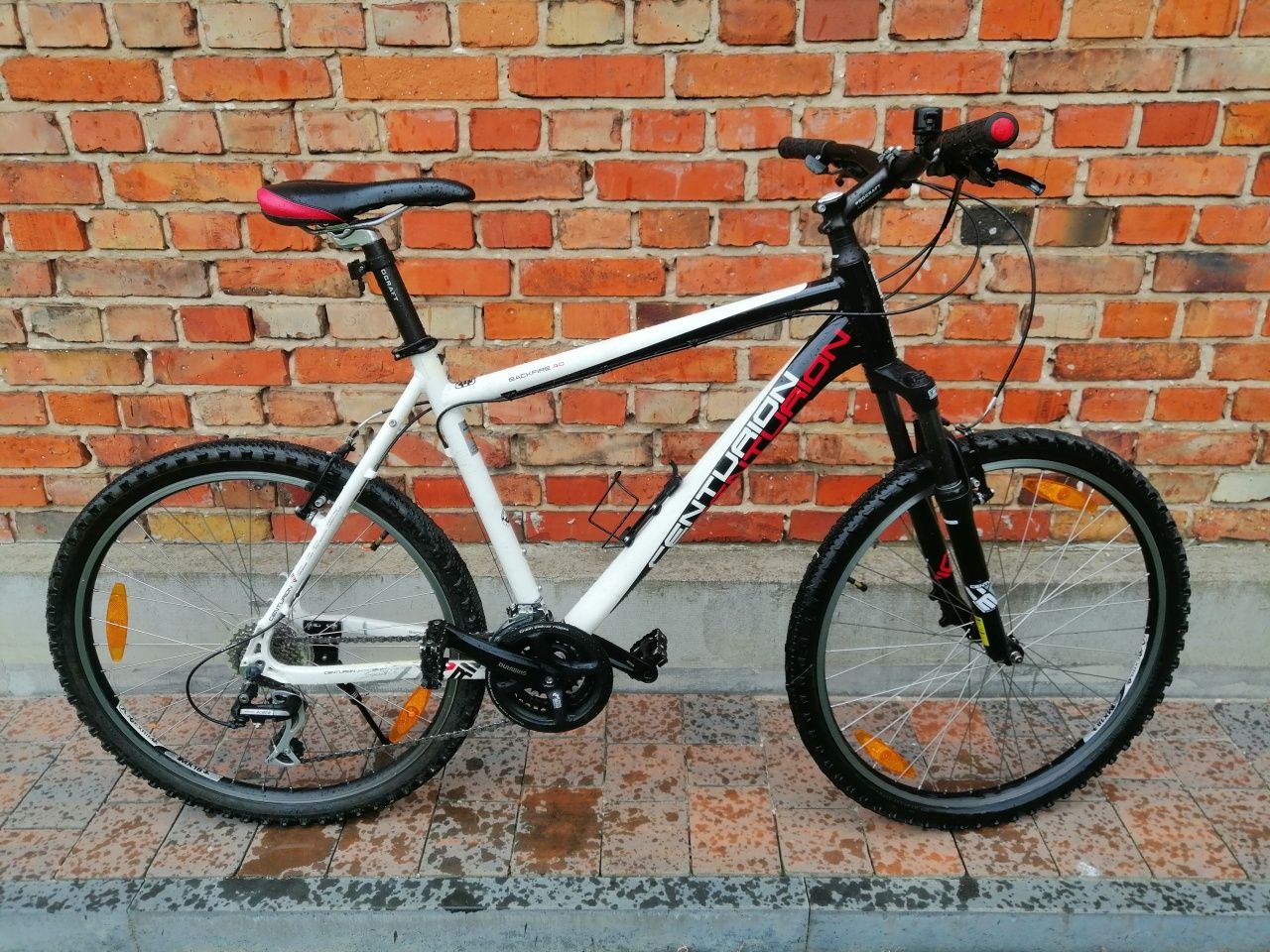 Rower Centurion Backfire 40, koła 26 cali, Amortyzatory