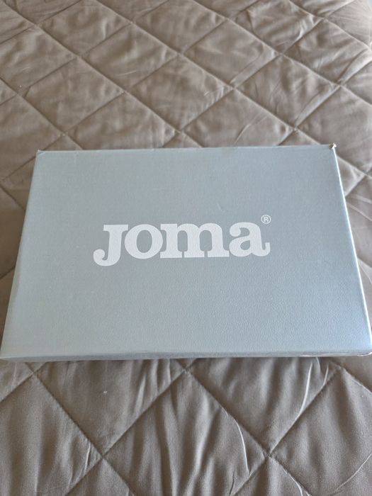 Ténis de futebol de salão