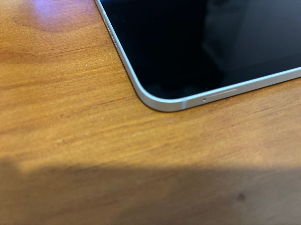 iPad Pro 11 5G 128GB - Praticamente Novo