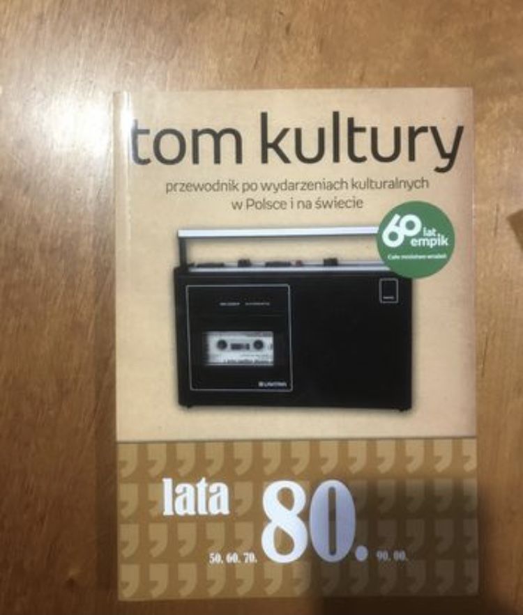 Zestaw trzech książek tom kultury lata 70, 80, 2000