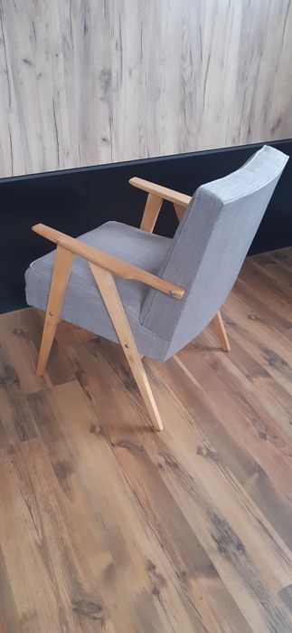 Fotel z PRL, po renowacji.