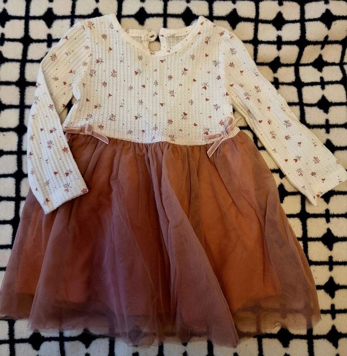 Платтячка,2 шт.,на 3 місяці. Чудовий стан