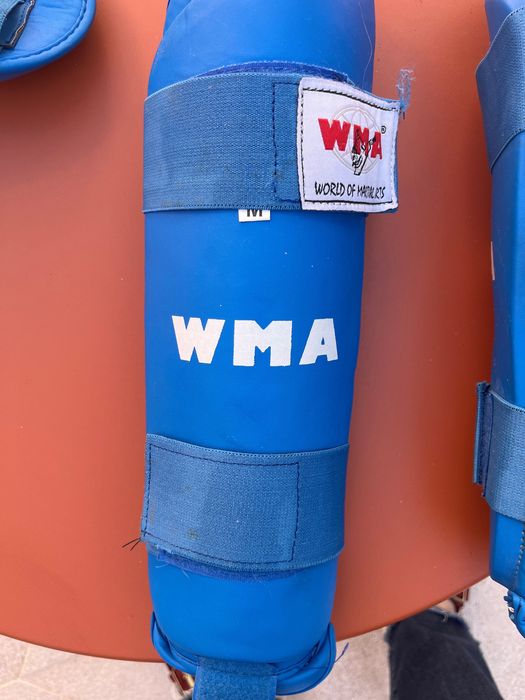 Par de protectores de canelas/pés para artes marciais - tamanho M