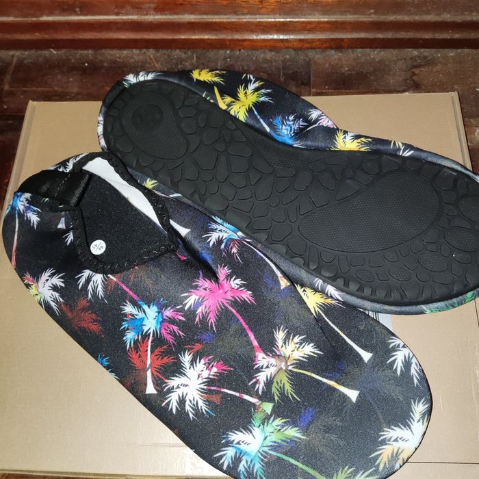 Sapatos aquáticos
