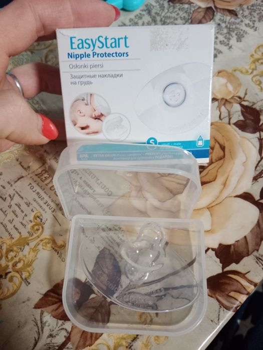 Продам накладки на груди для годування