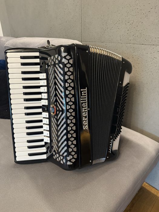 Akordeon serenellini 96 basow