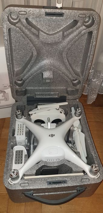Dji phantom 4 Advanced w bdb stanie