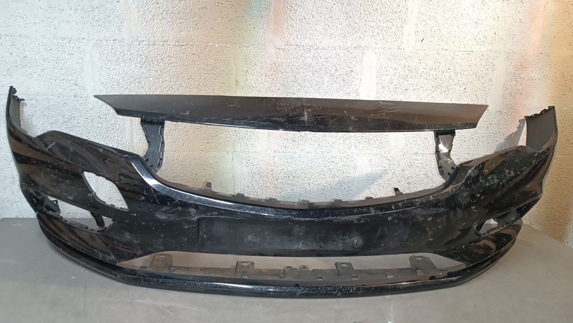 Vendo parachoque de frente Opel Astra K ano 2015/17