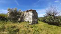 Moradia T2 Avô p/ reconstruir