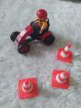 Playmobil chłopiec na gokarcie 70428