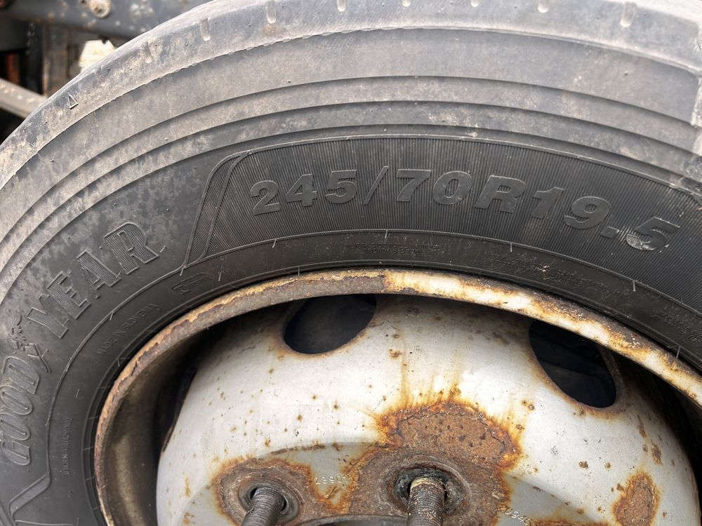 Opony auto ciężarowe goodyear kmax 245/70 19