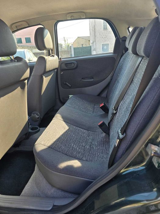 Opel Corsa 1.7 bom estado