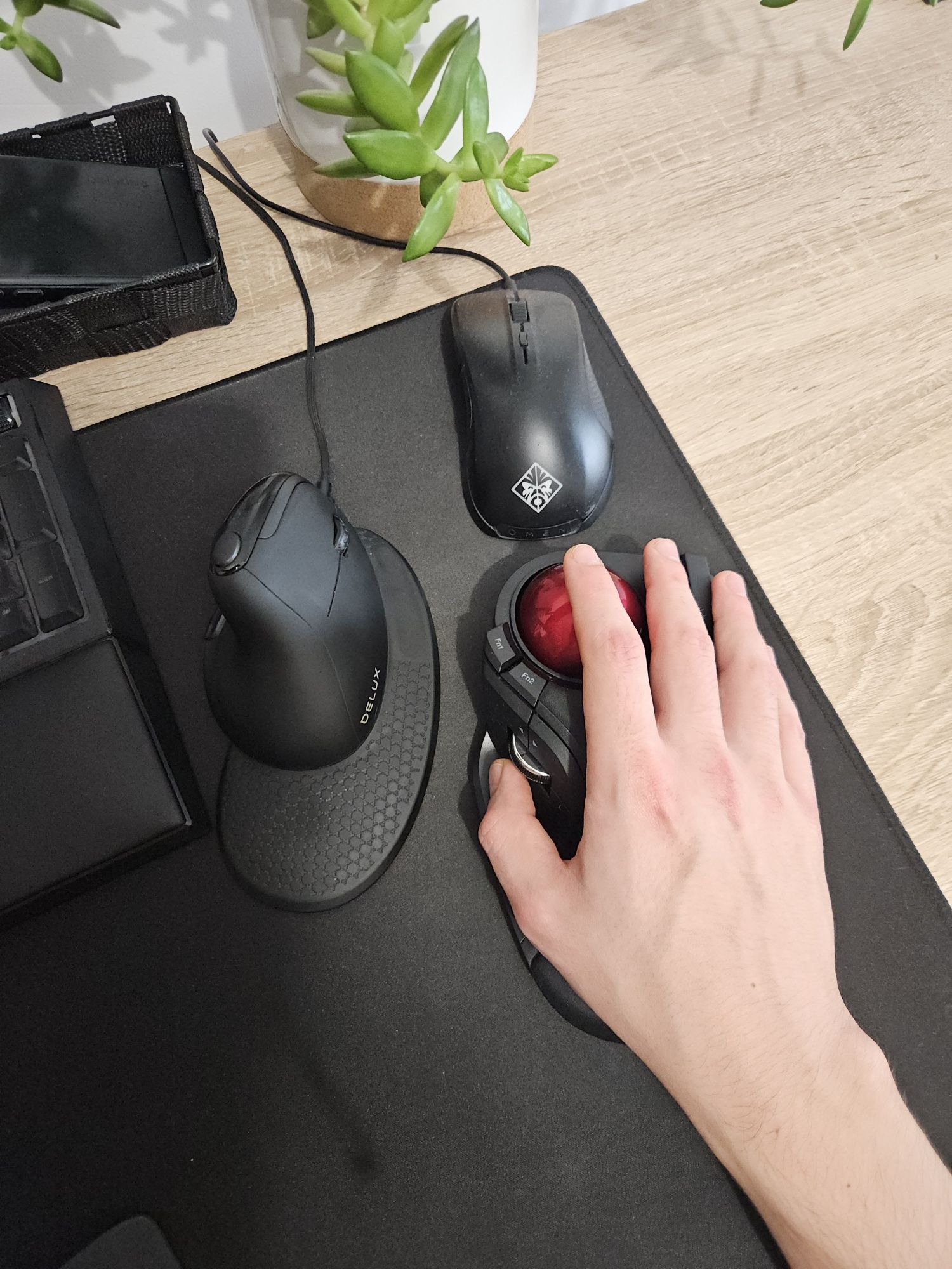 Trackball Elecom Huge Wireless 2,4 Ghz bezprzewodowy w stanie idealnym