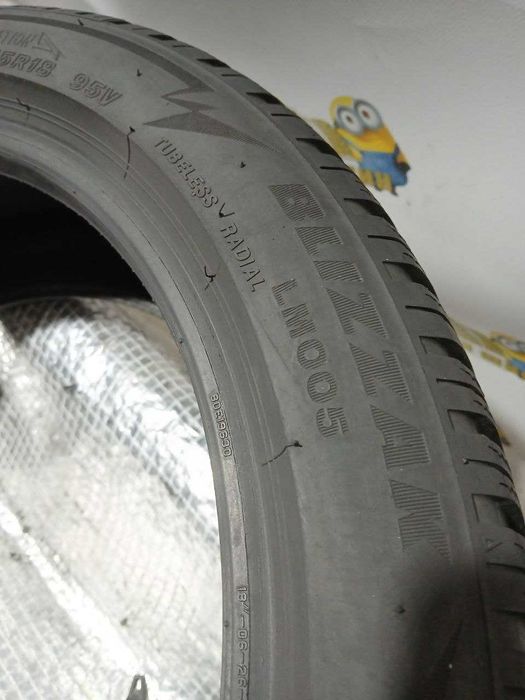 *Шини Bridgestone 225/45R18. 2шт. Зима 2022р. (0402)
