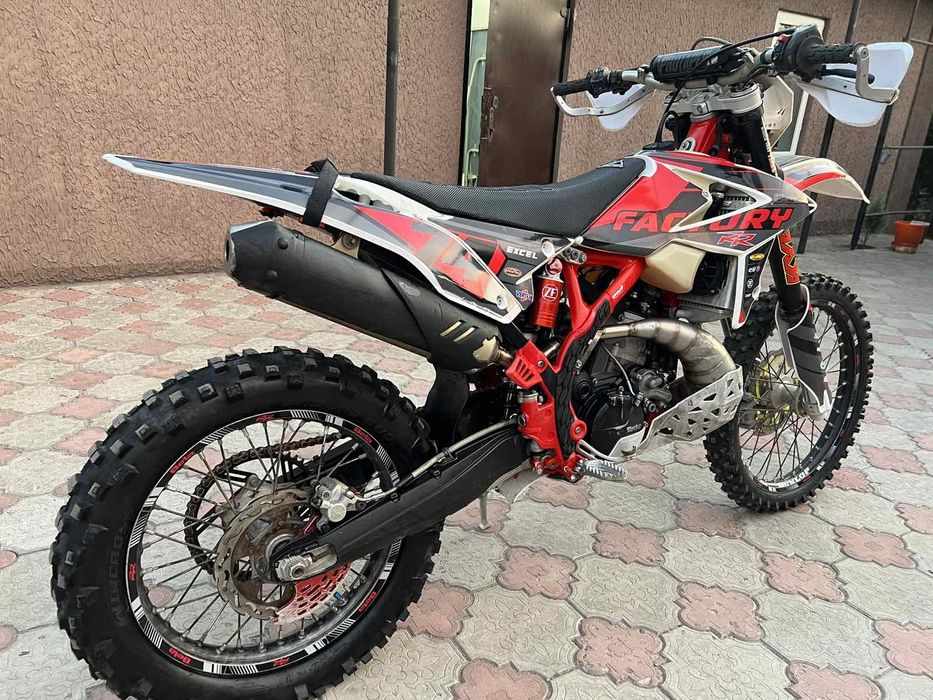 Продам эндуро мото beta rr 200 2019 года