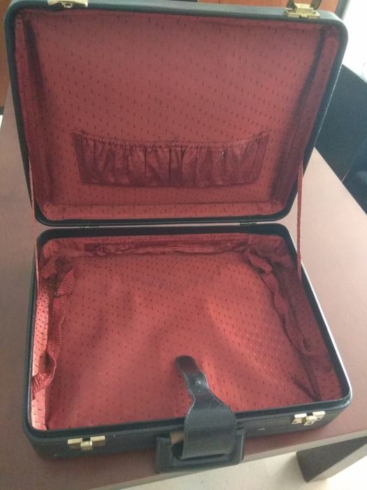 Malas de viagem / para talheres