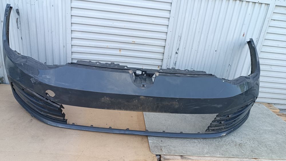 Vendo parachoque de frente VW golf 8 GTI R-Line ano 2019/23