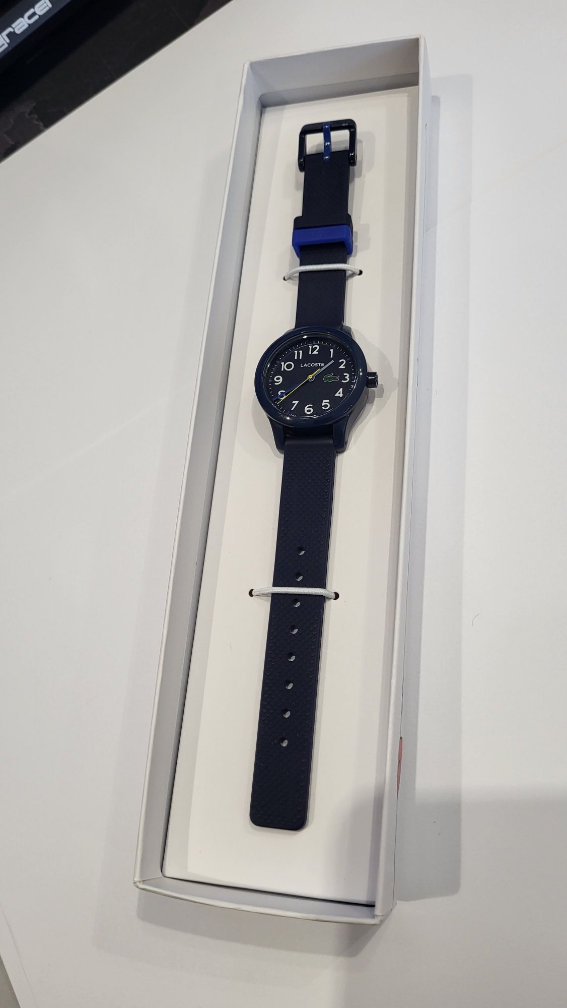 Zegarek dziecięcy Lacoste Kids L1212 Na gwarancji, nie używany  OKAZJA