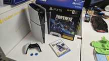 Konsola PlayStation 5 PS5 Slim Digital 1TB Prawie nowa z gwarancją!