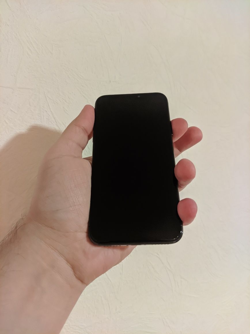 Смартфон Apple iPhone X 64gb Neverlock NFC (епл айфон 10) АКБ 96%