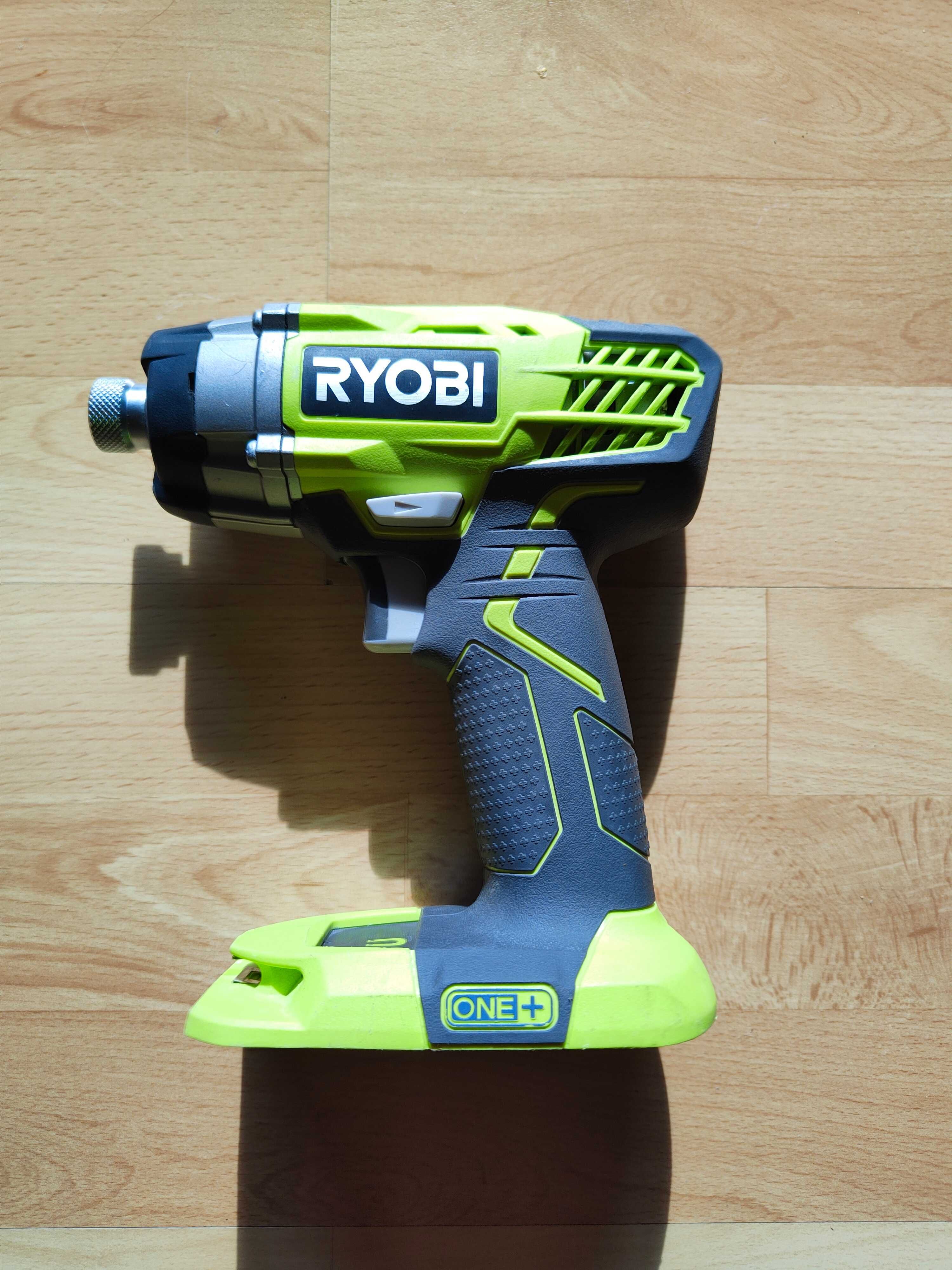 Zakrętarka udarowa Ryobi RID1801