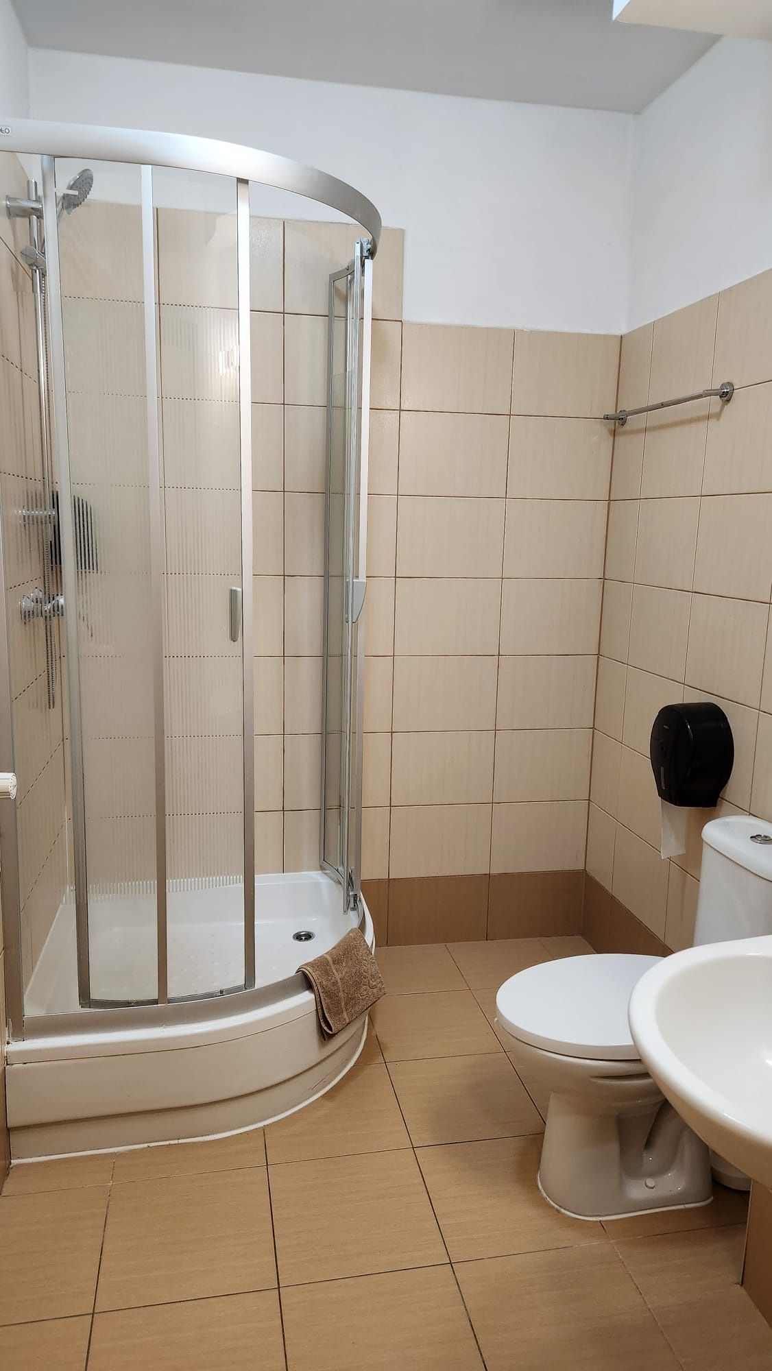 Noclegi tanie pokoje Świnoujście centrum blisko morza Hostel Rentumi